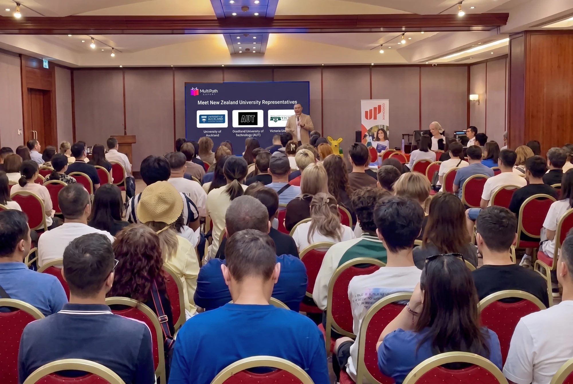 Students and parents at a MultiPath Expert education seminar with New Zealand university representatives